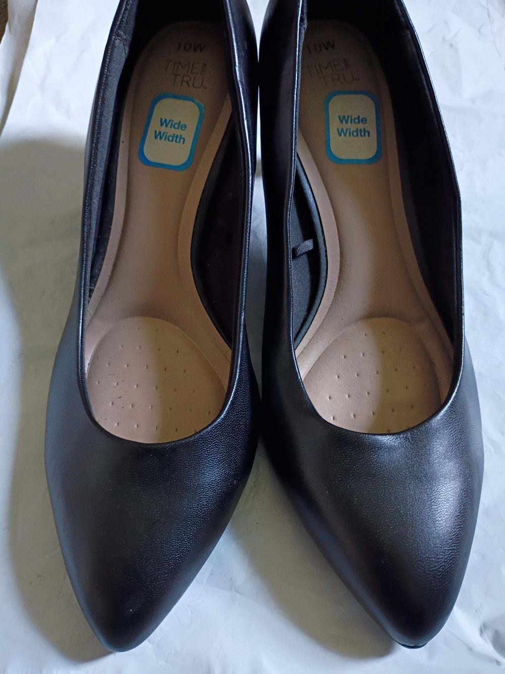 a new day Black Pointed-Toe Heels